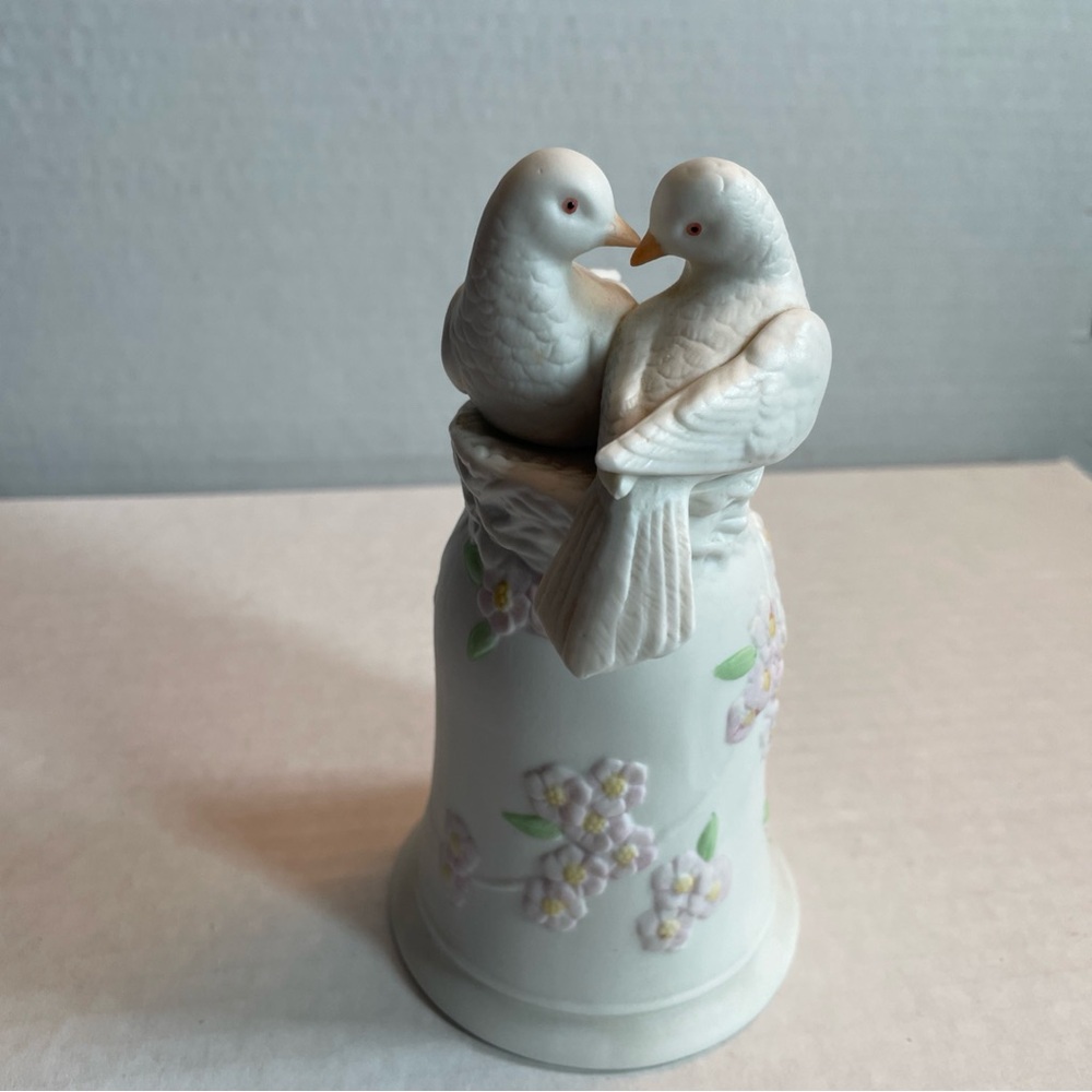 Vintage 1986 Forever Love by Enesco bell. 5.5 inches tall.